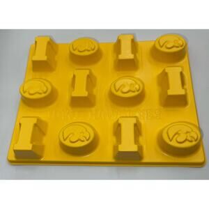IOWA Hawkeyes JELL-O Jigglers‎ Molds Jello Shot Molds Set Of 6